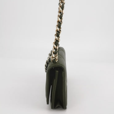 19Bag Lambskin quilted CC turn-lock