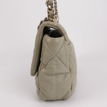 19Bag Small Lambskin quilted CC turn-lock