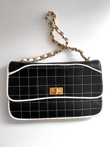 Chanel 2.55 reissue bag from 2000