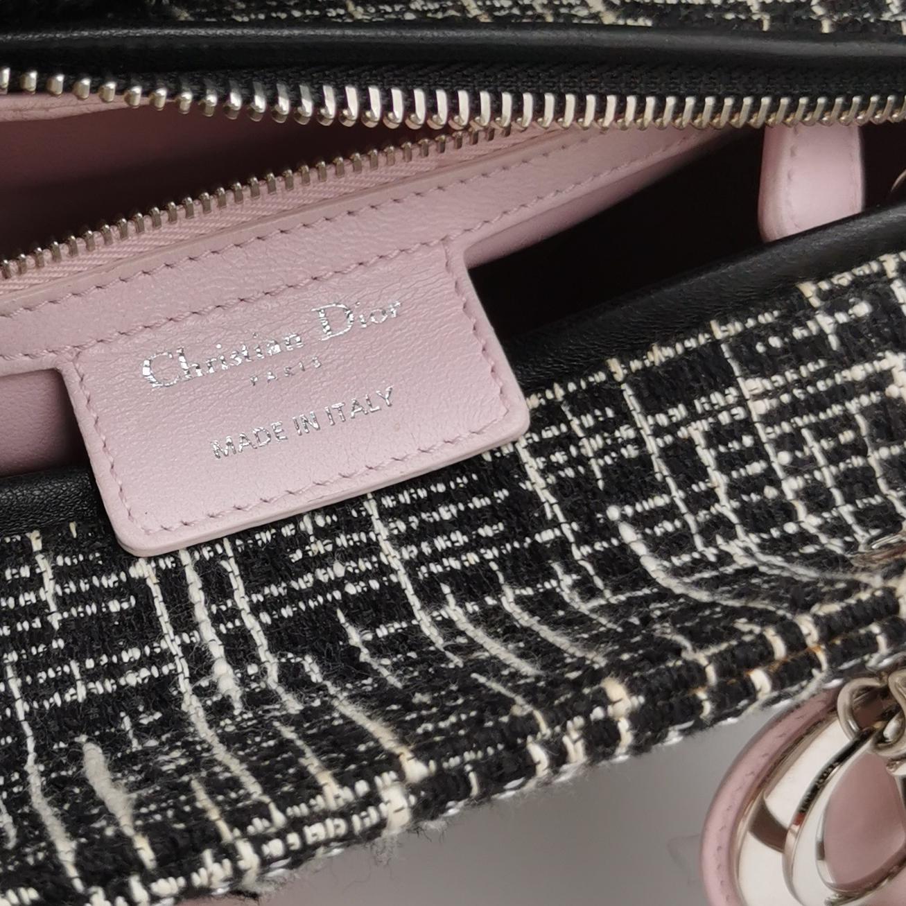 Lady Dior Medium Lambskin Logo