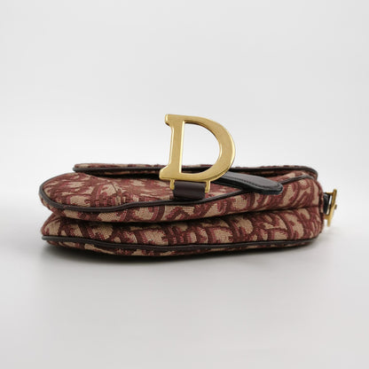 Saddle Canvas Oblique