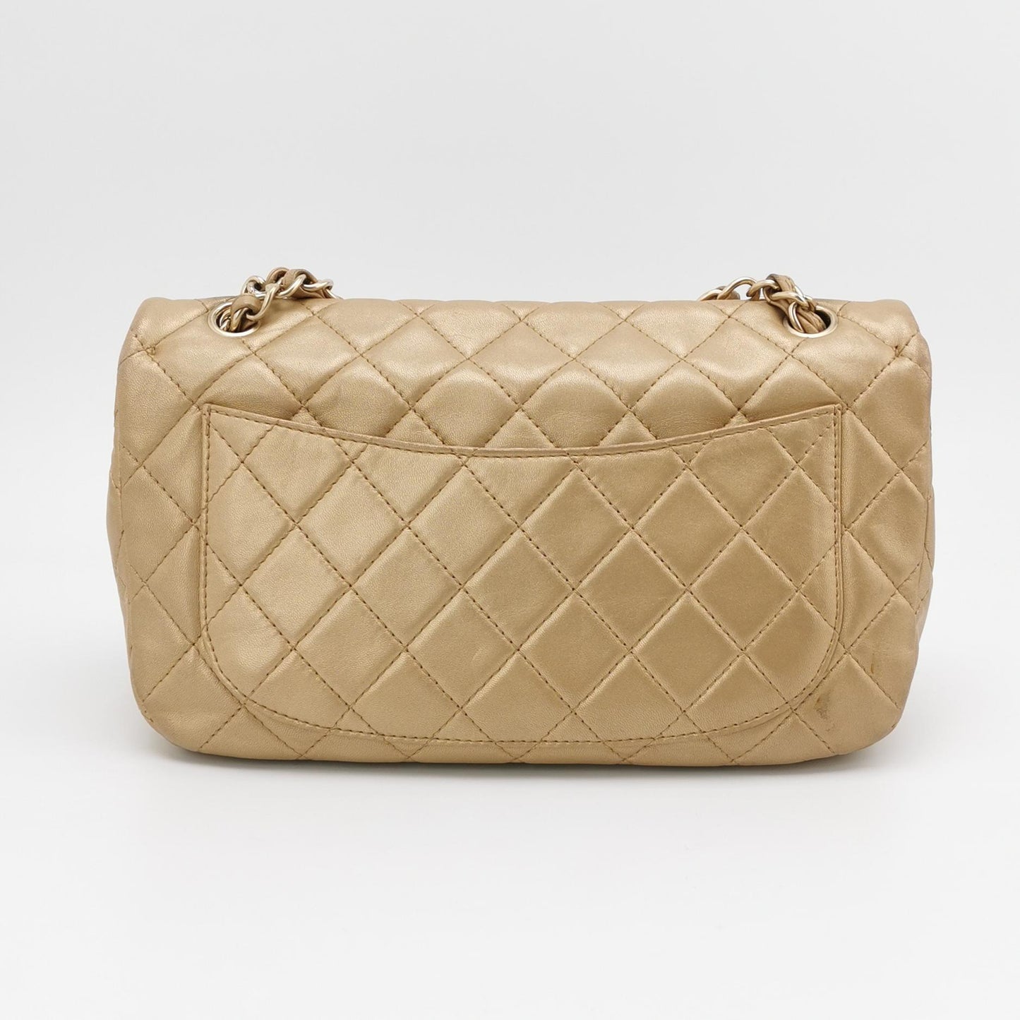 Classic Flap Seasonal limited Edition Large Lambskin quilted CC turn-lock