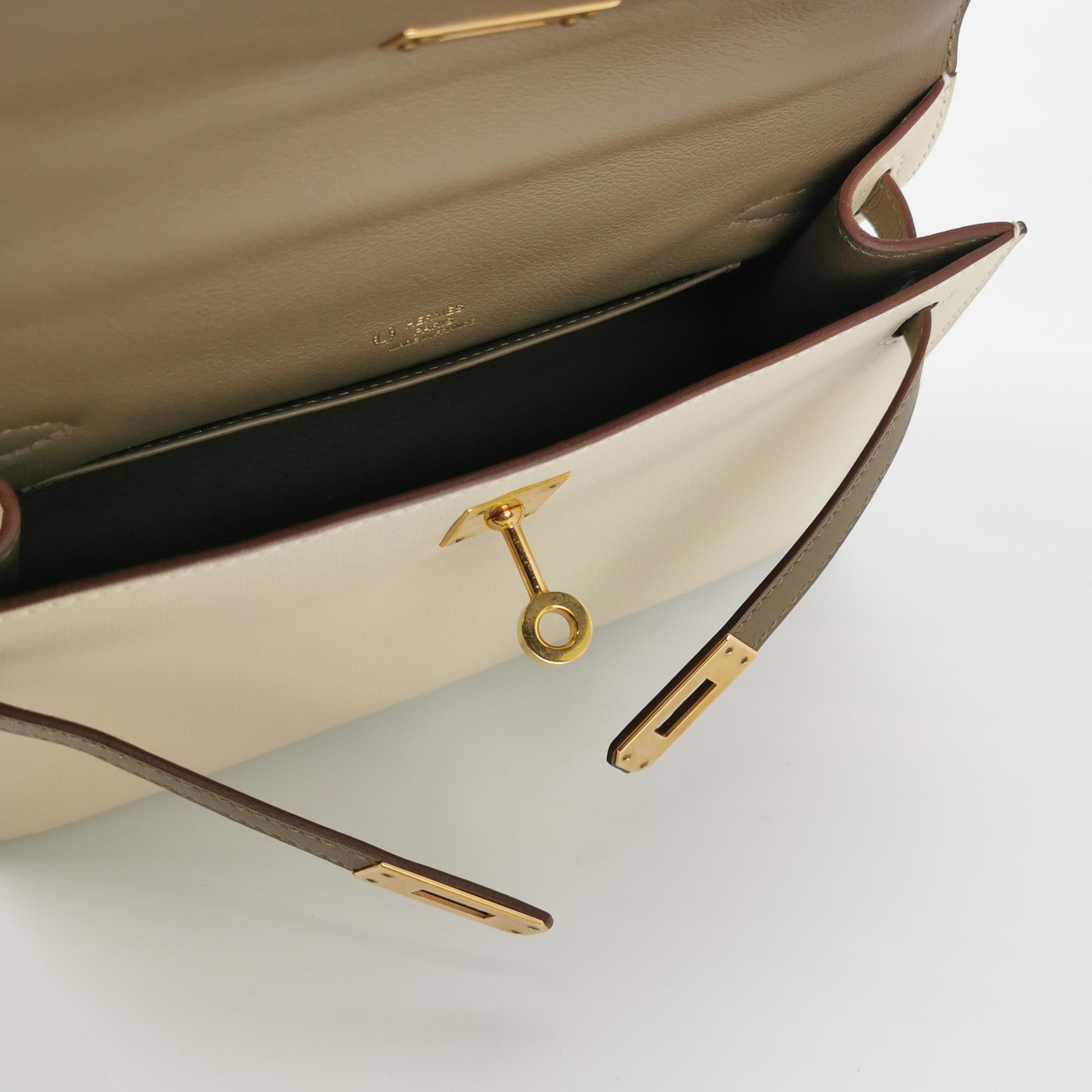 Kelly Swift Gold I2 White 8F Gray Z