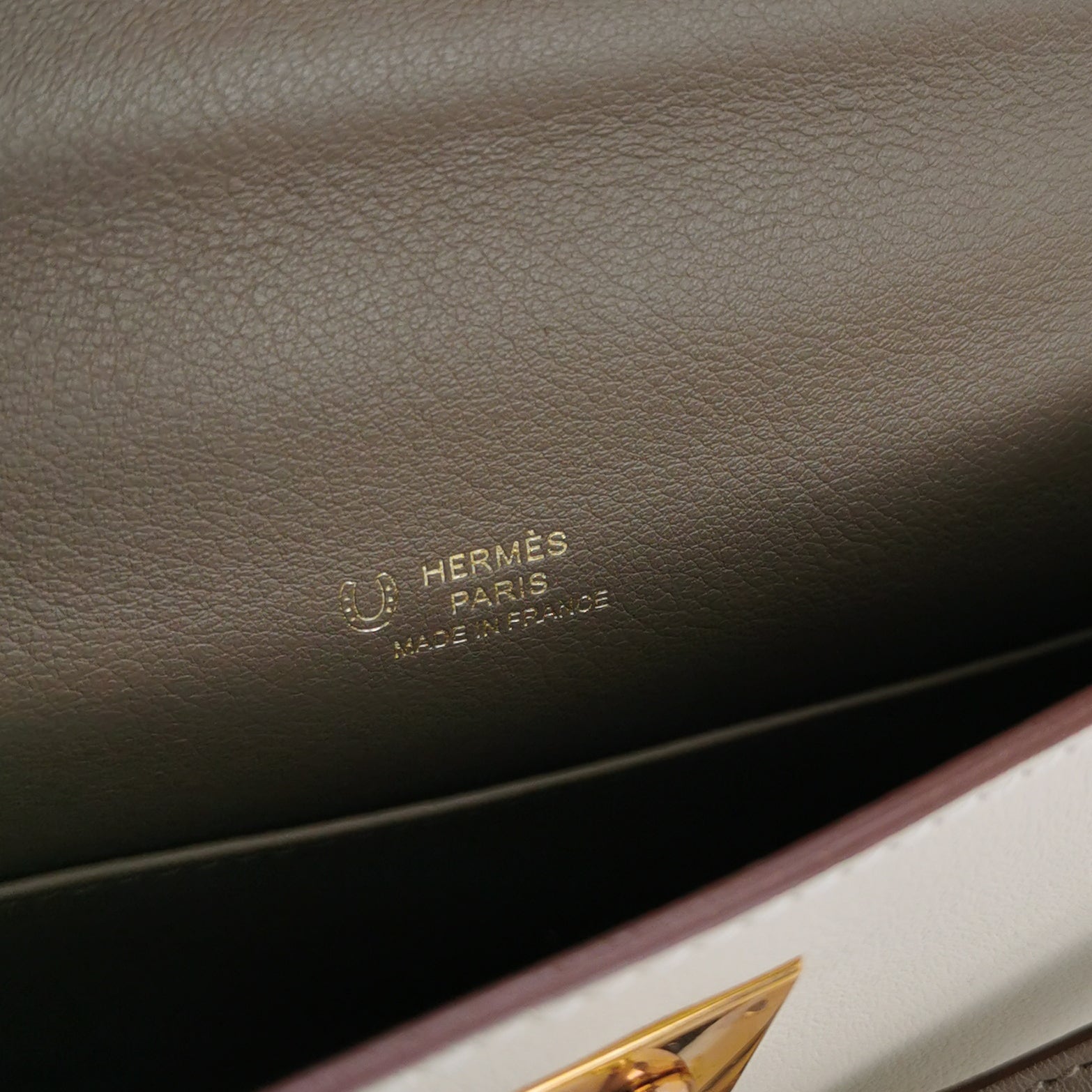 Kelly Swift Gold I2 White 8F Gray Z