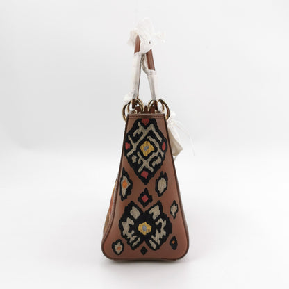 Lady Dior Medium Logo