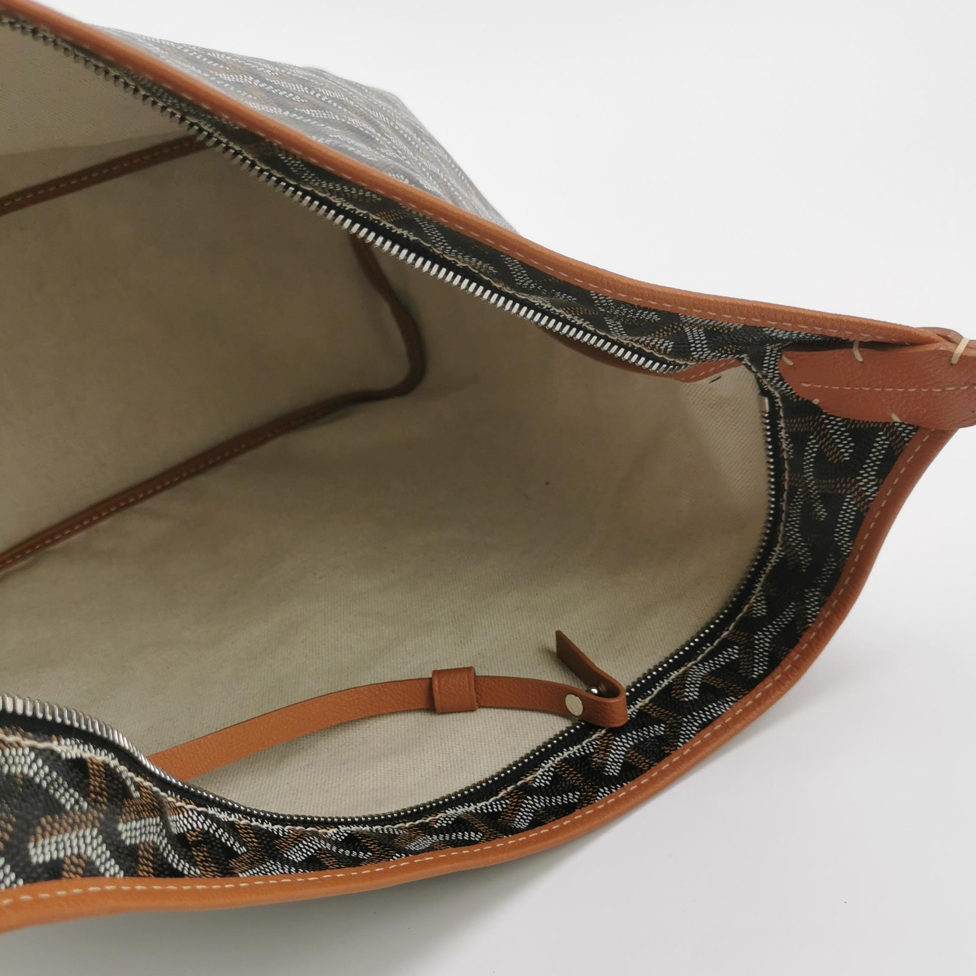 Boheme Hobo Canvas Logo