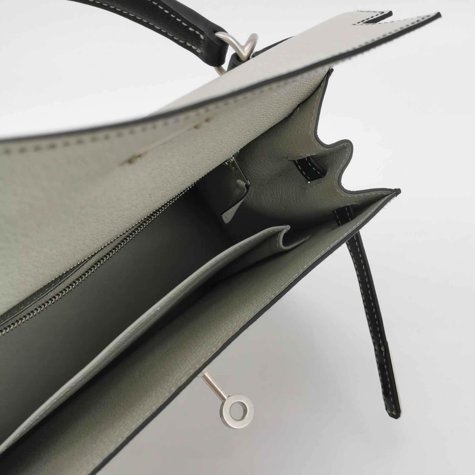 Kelly 25 Mysore Lambskin Silver I2 White 89 Black B