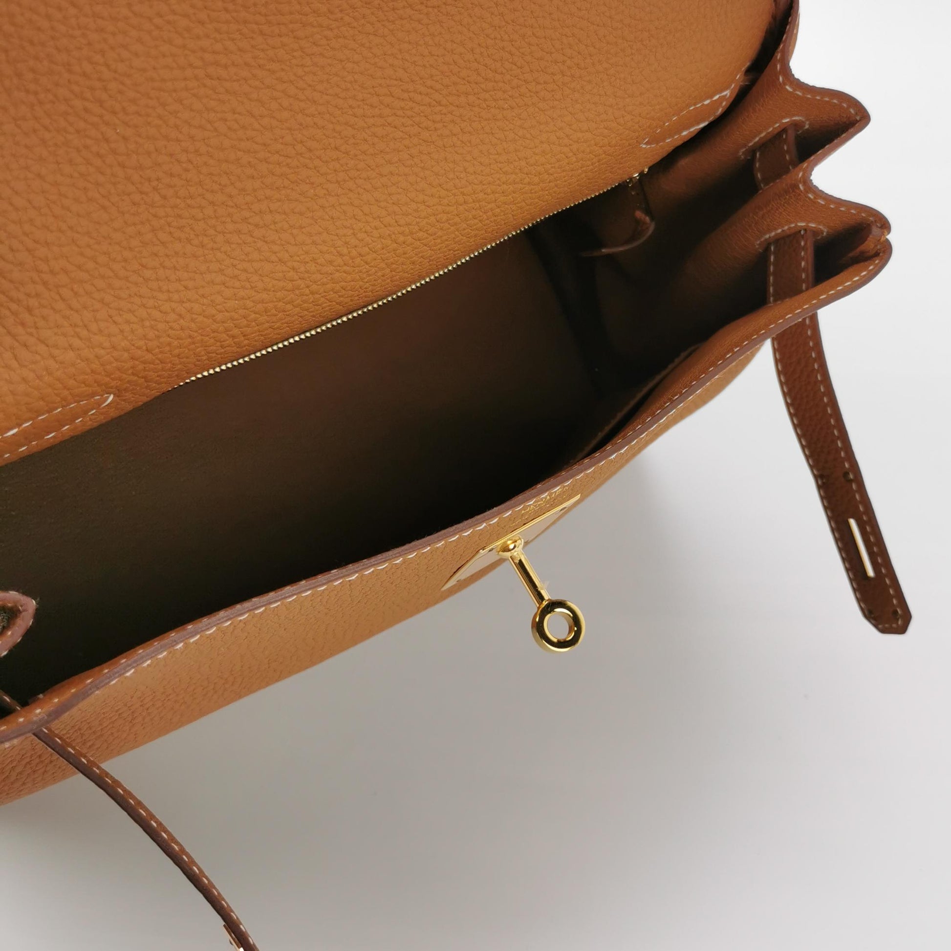 Kelly 28 Togo Gold 37 Gold Brown Y