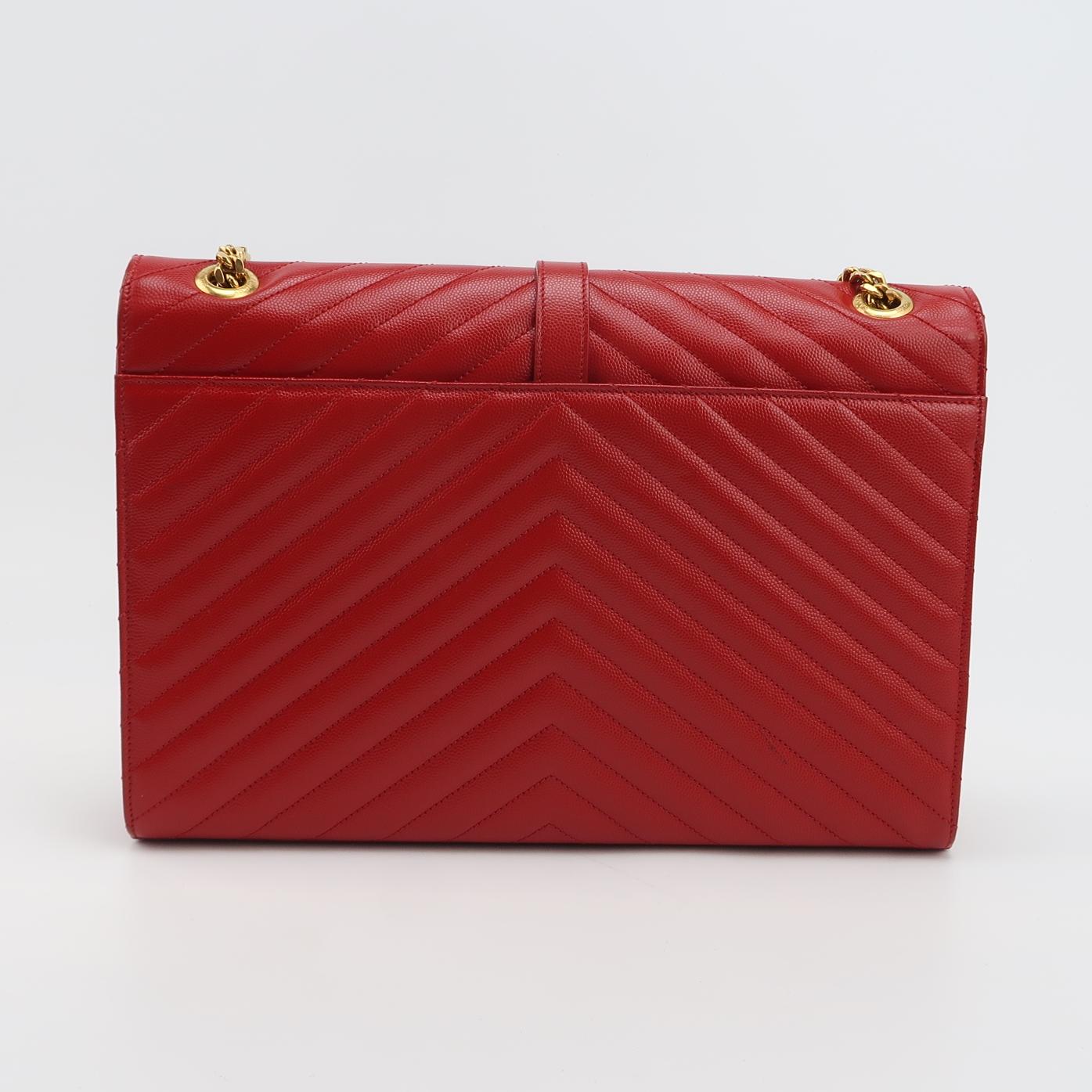 Envelope Large V quilted YSL