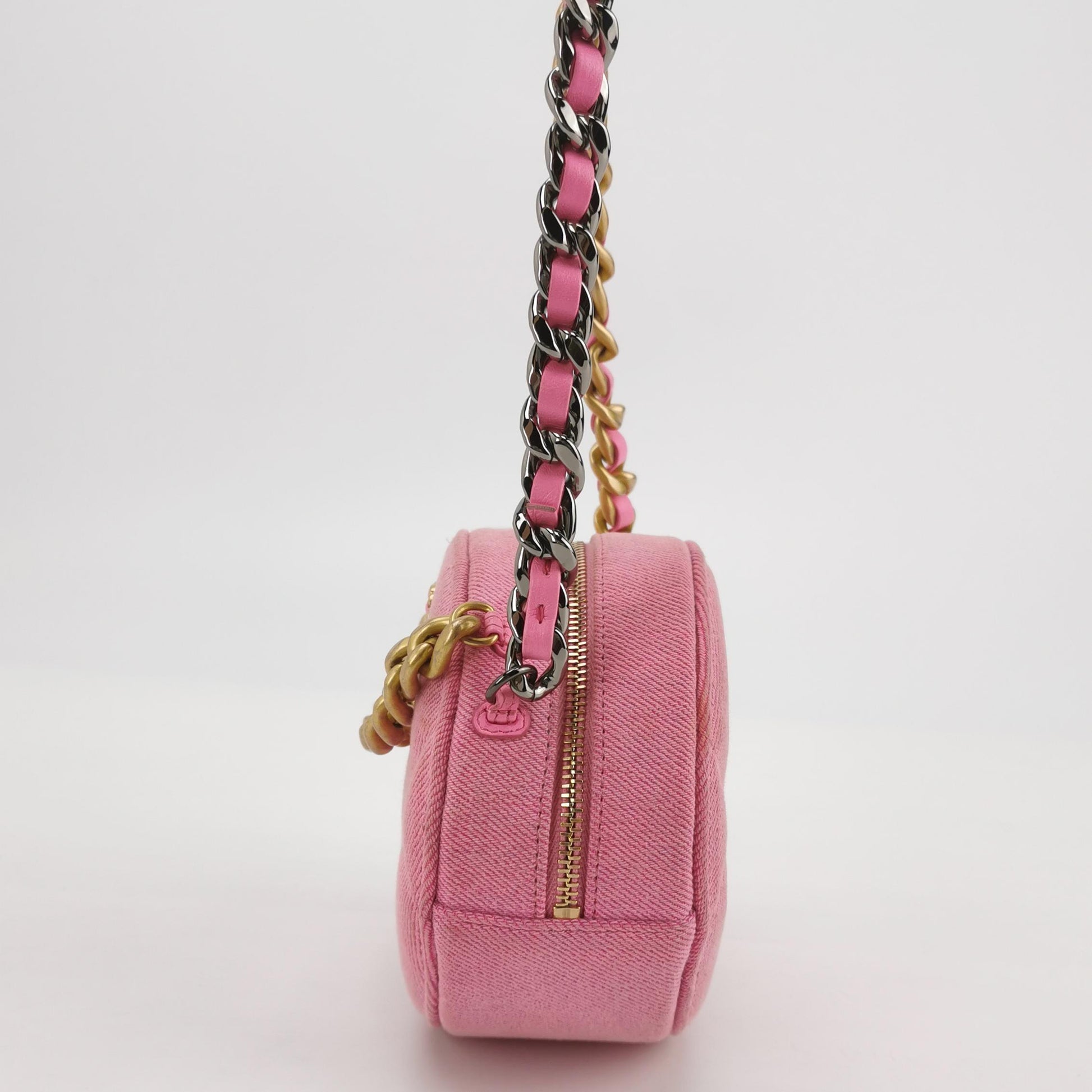 19Bag Canvas quilted CC turn-lock