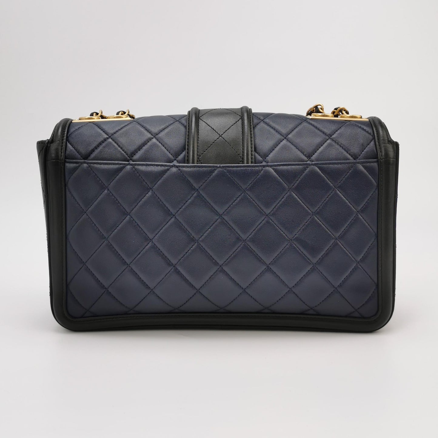 Flap Bag Lambskin quilted CC turn-lock