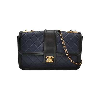 Flap Bag Lambskin quilted CC turn-lock