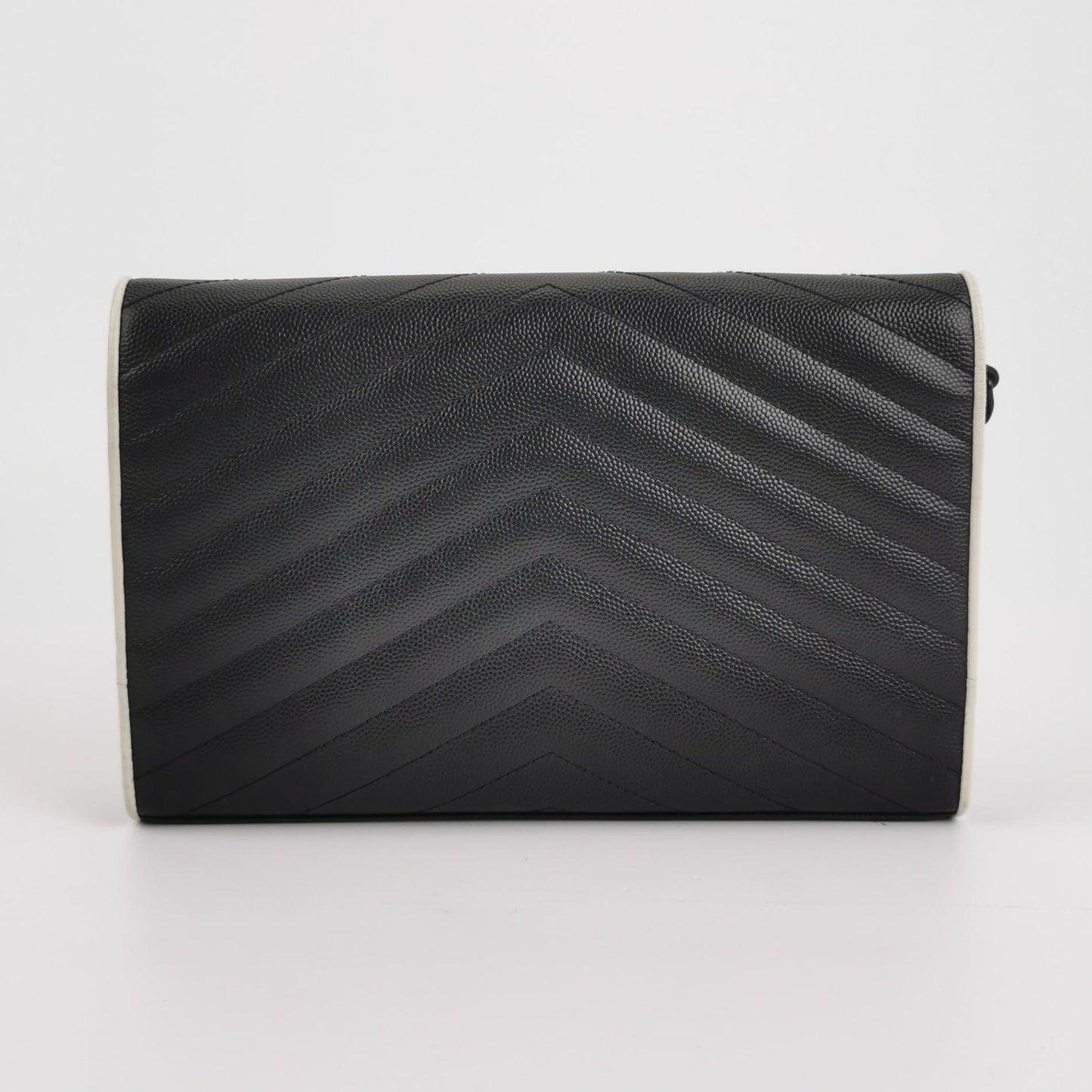 Envelope V quilted YSL