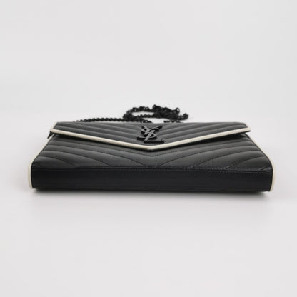 Envelope V quilted YSL