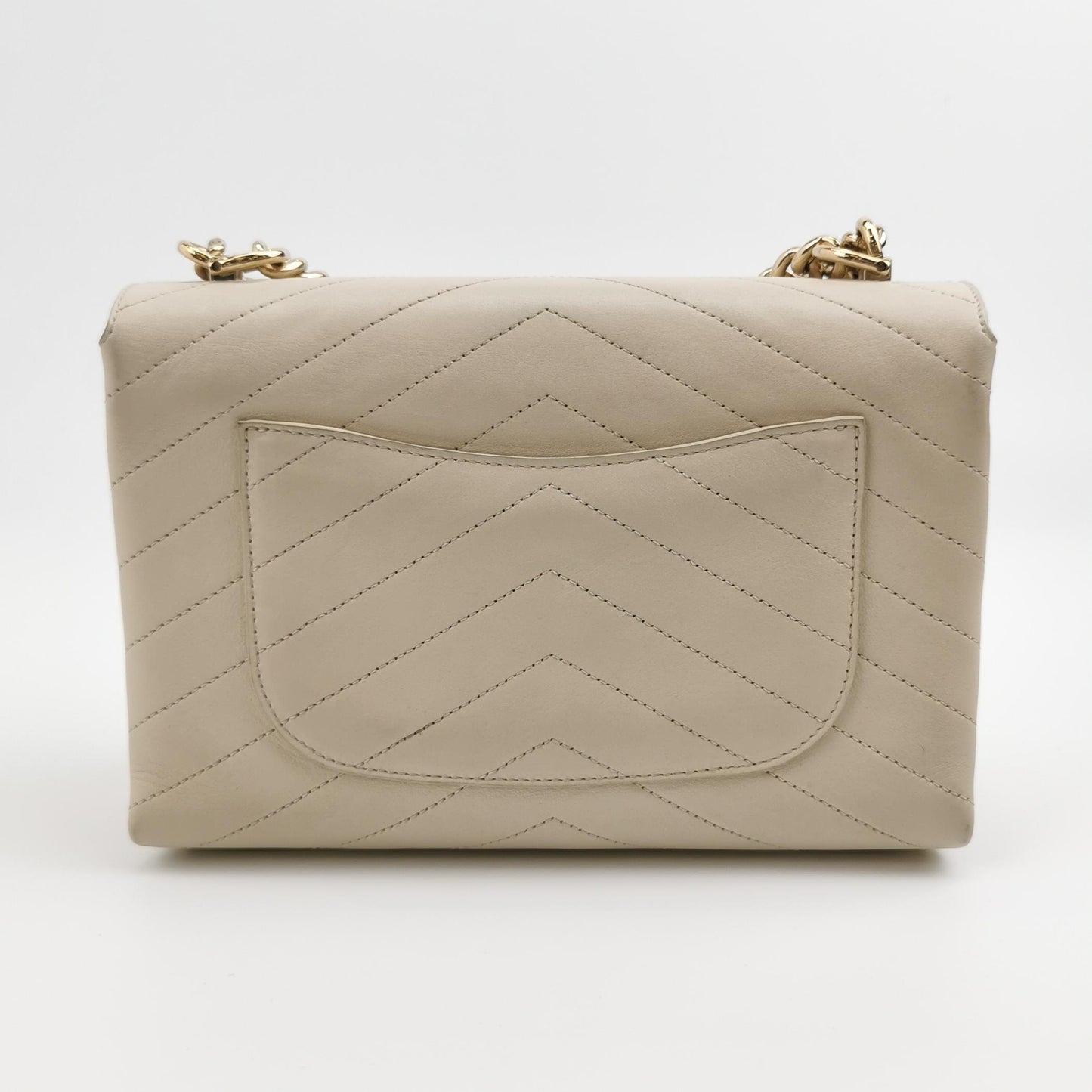 Flap Bag V quilted CC turn-lock