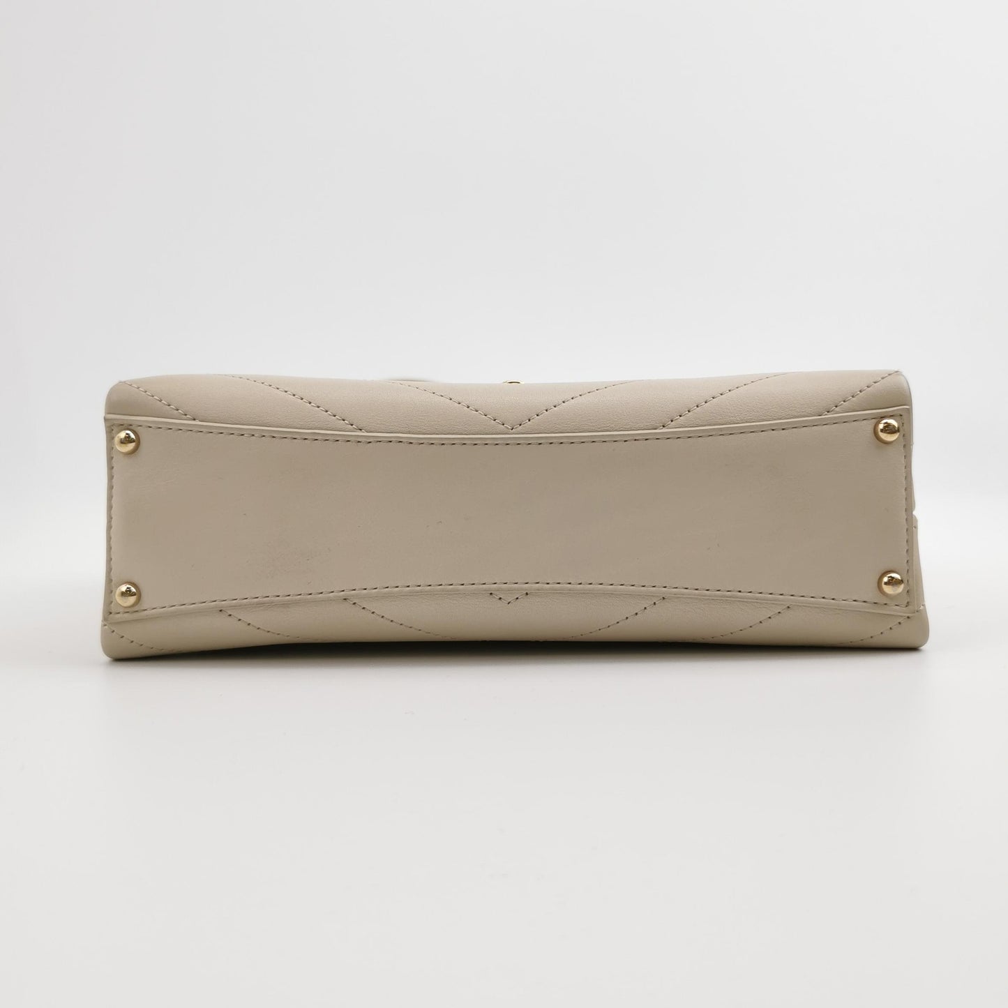 Flap Bag V quilted CC turn-lock