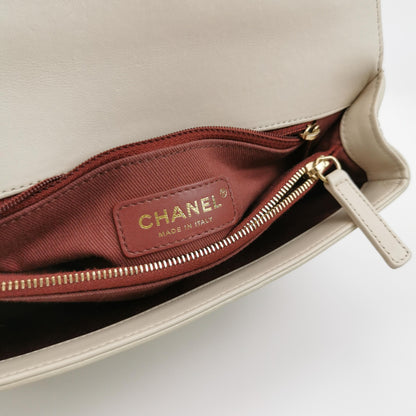 Flap Bag V quilted CC turn-lock