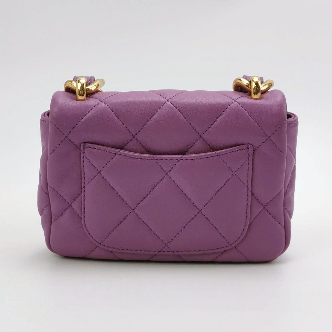 Classic Flap Seasonal limited Edition Lambskin quilted CC turn-lock
