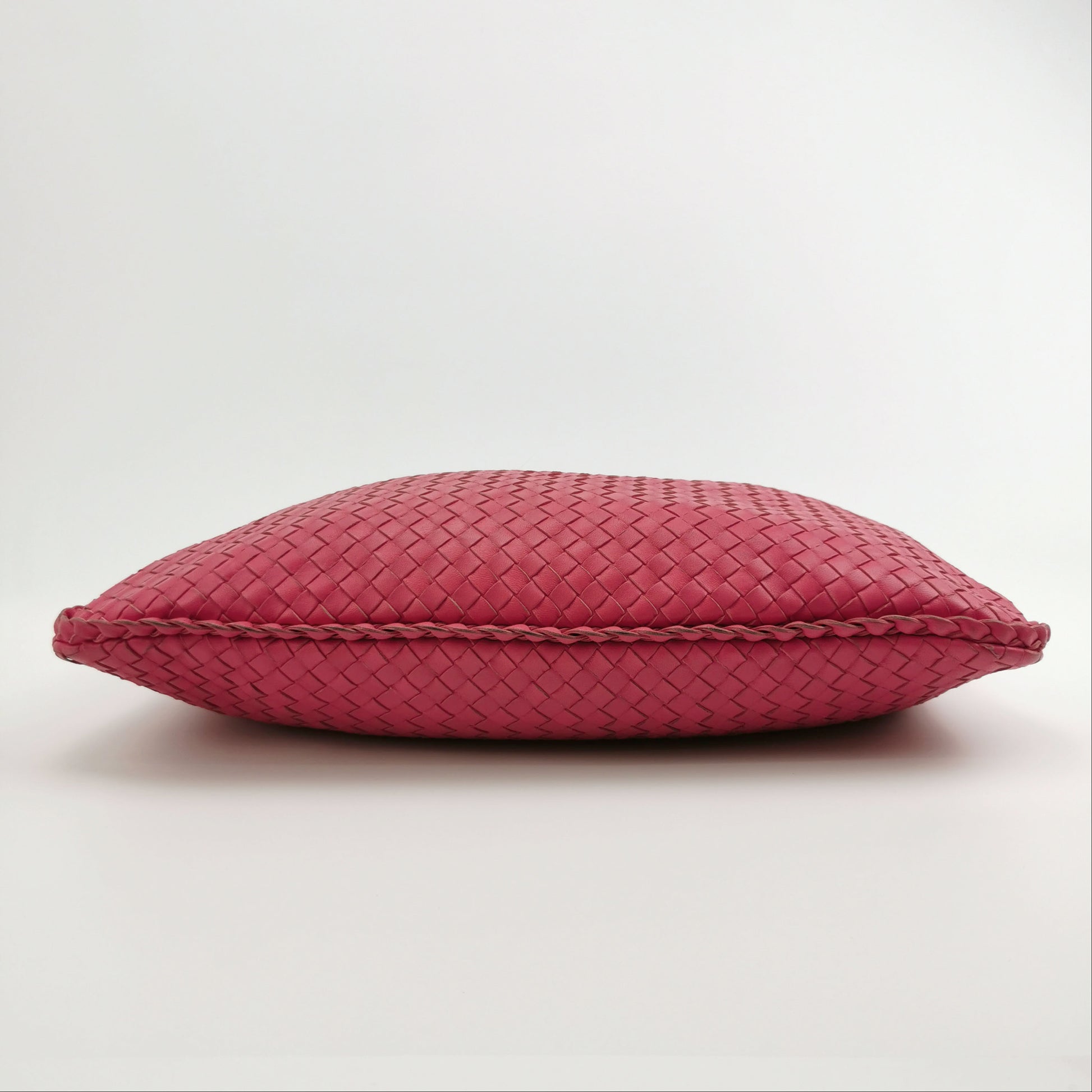 Veneta Large Lambskin Intrecciato