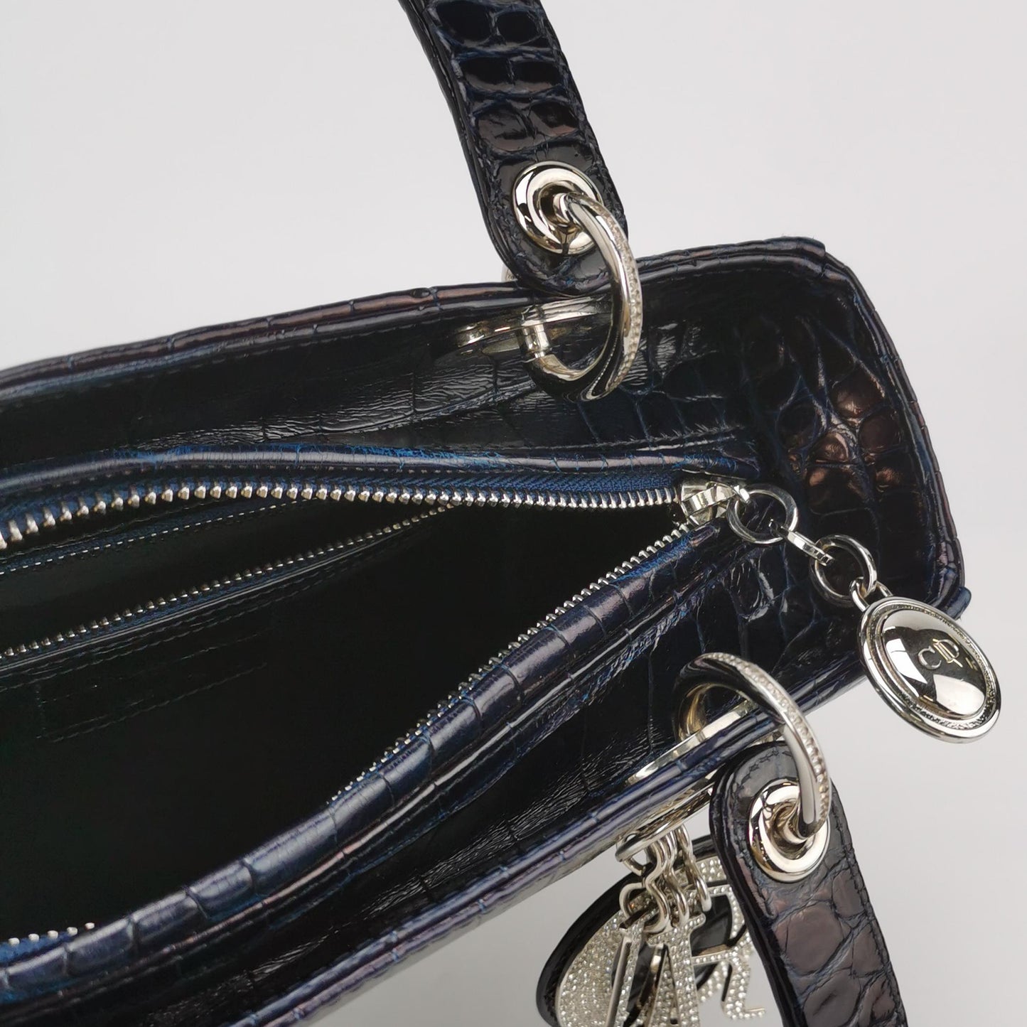 Lady Dior Medium Logo