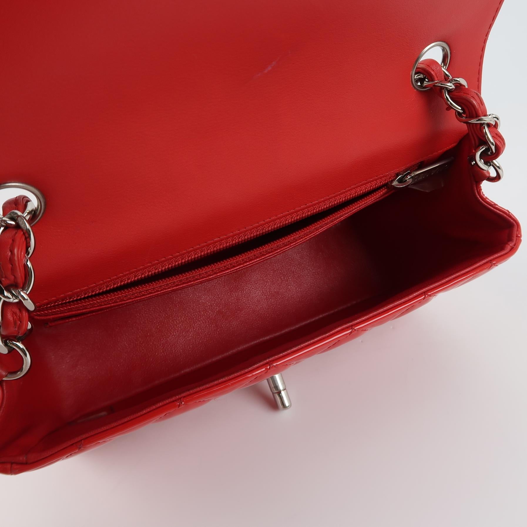 Classic Flap Seasonal limited Edition Mini Patent leather CC turn-lock