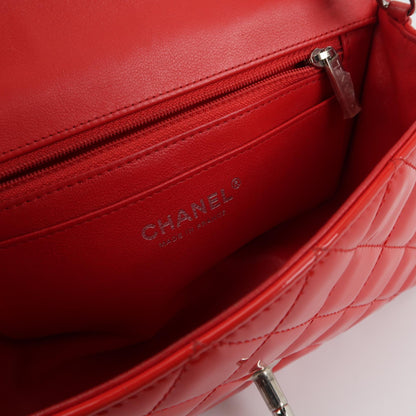 Classic Flap Seasonal limited Edition Mini Patent leather CC turn-lock