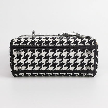 Lady Dior Canvas Logo