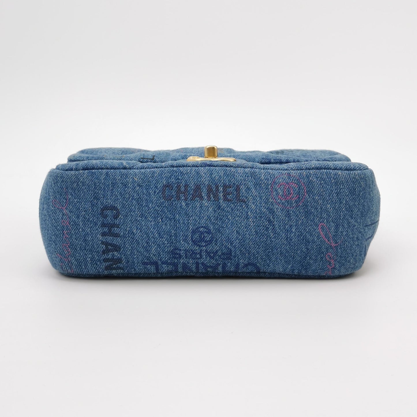 Classic Flap Seasonal limited Edition Small Denim quilted logo CC turn-lock