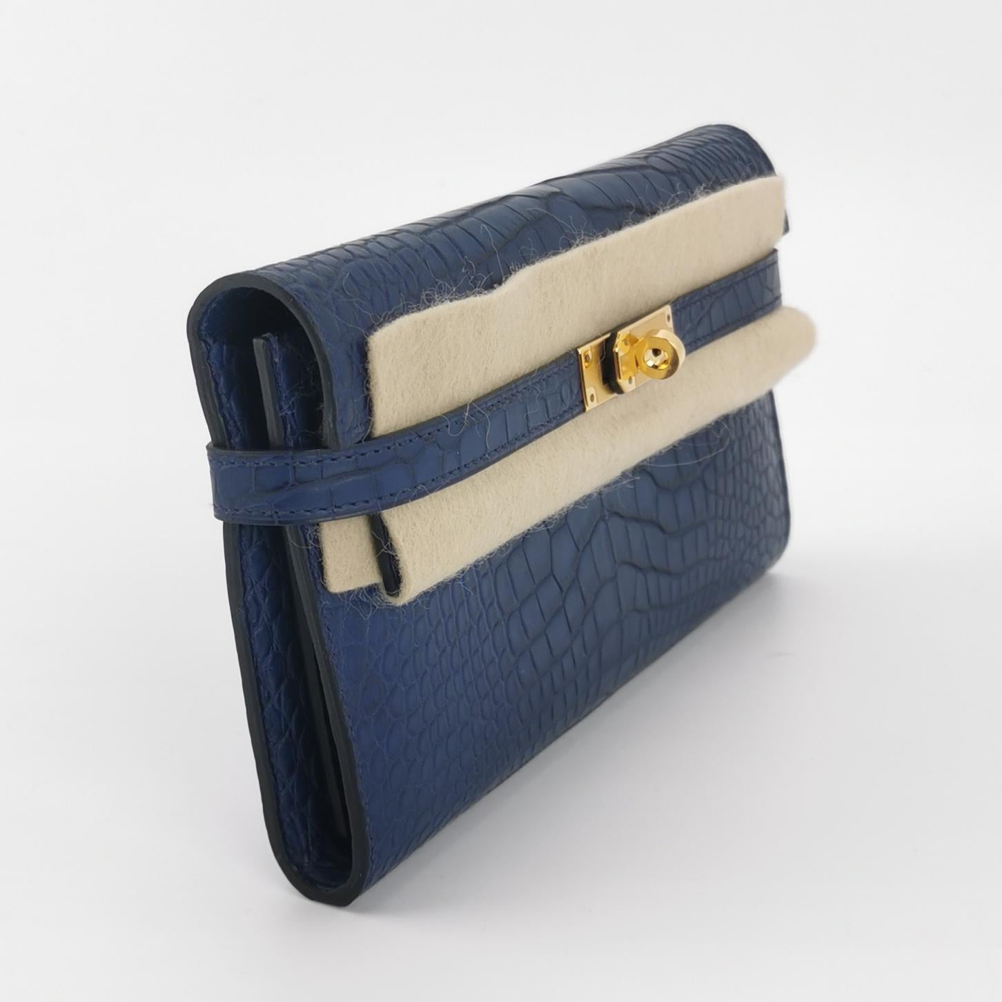 Kelly Large Alligator Gold 7L Blue C