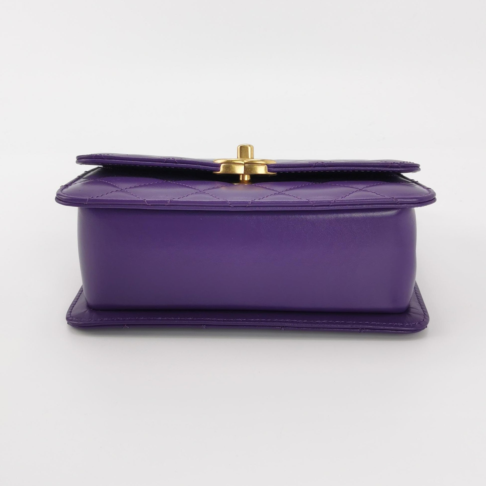 Flap Bag quilted CC turn-lock Gold