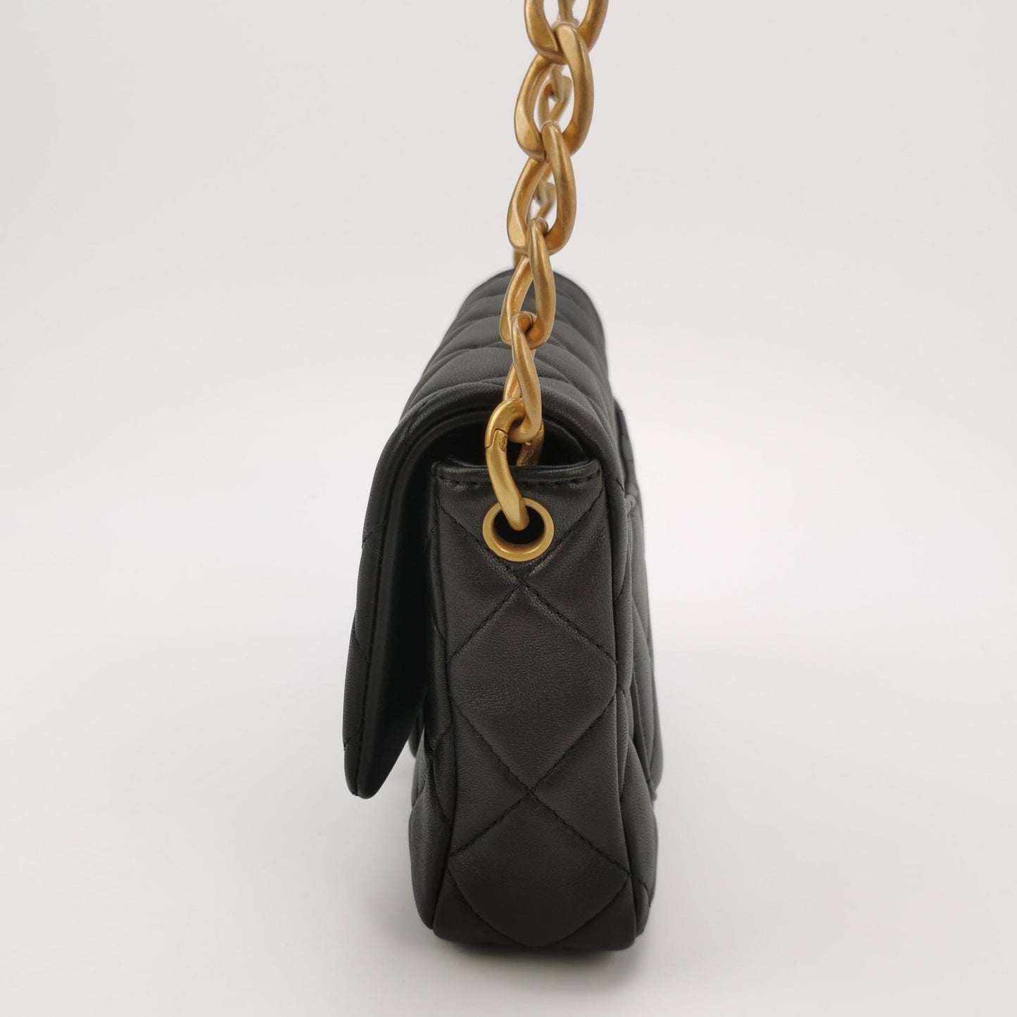 Flap Bag Lambskin quilted CC turn-lock