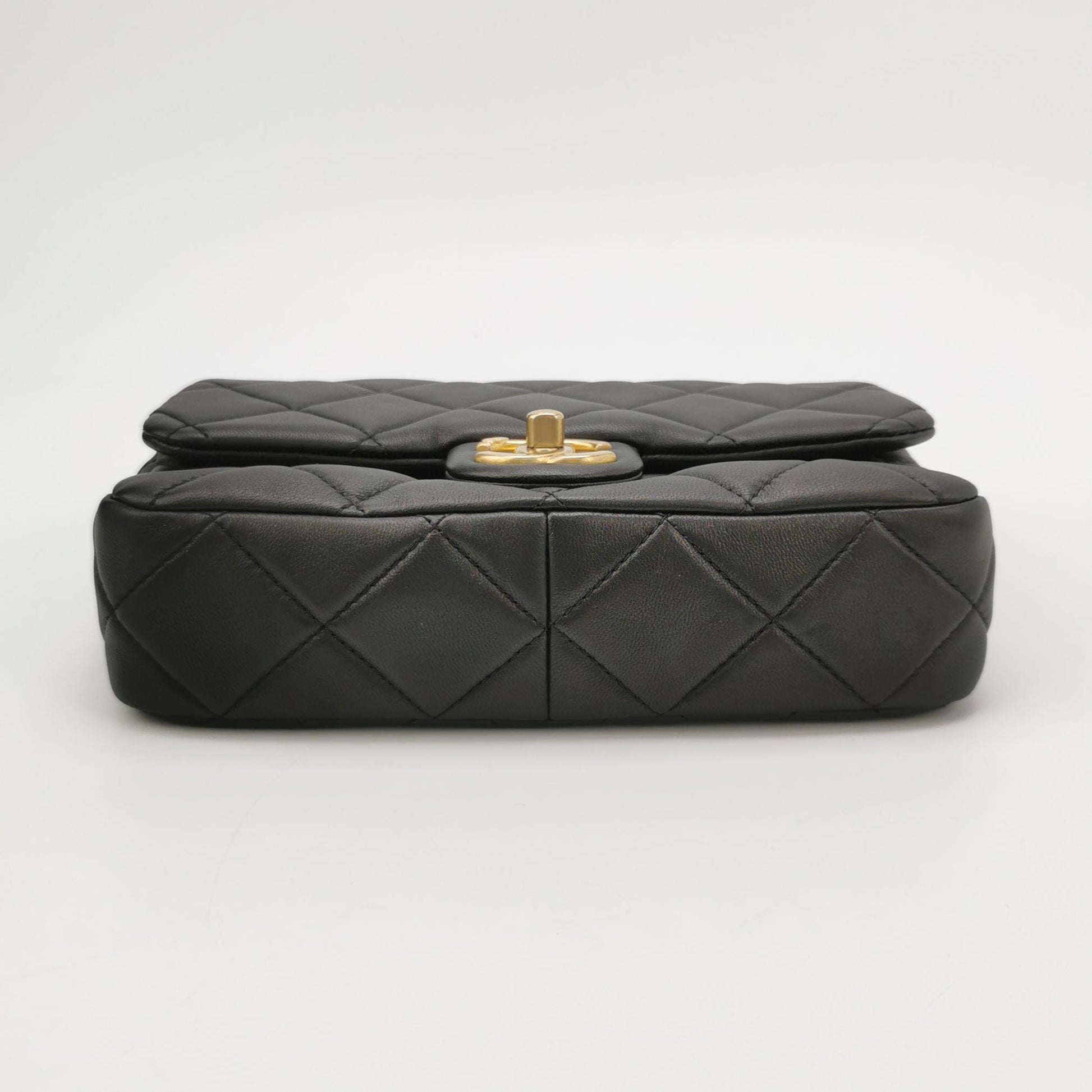 Flap Bag Lambskin quilted CC turn-lock