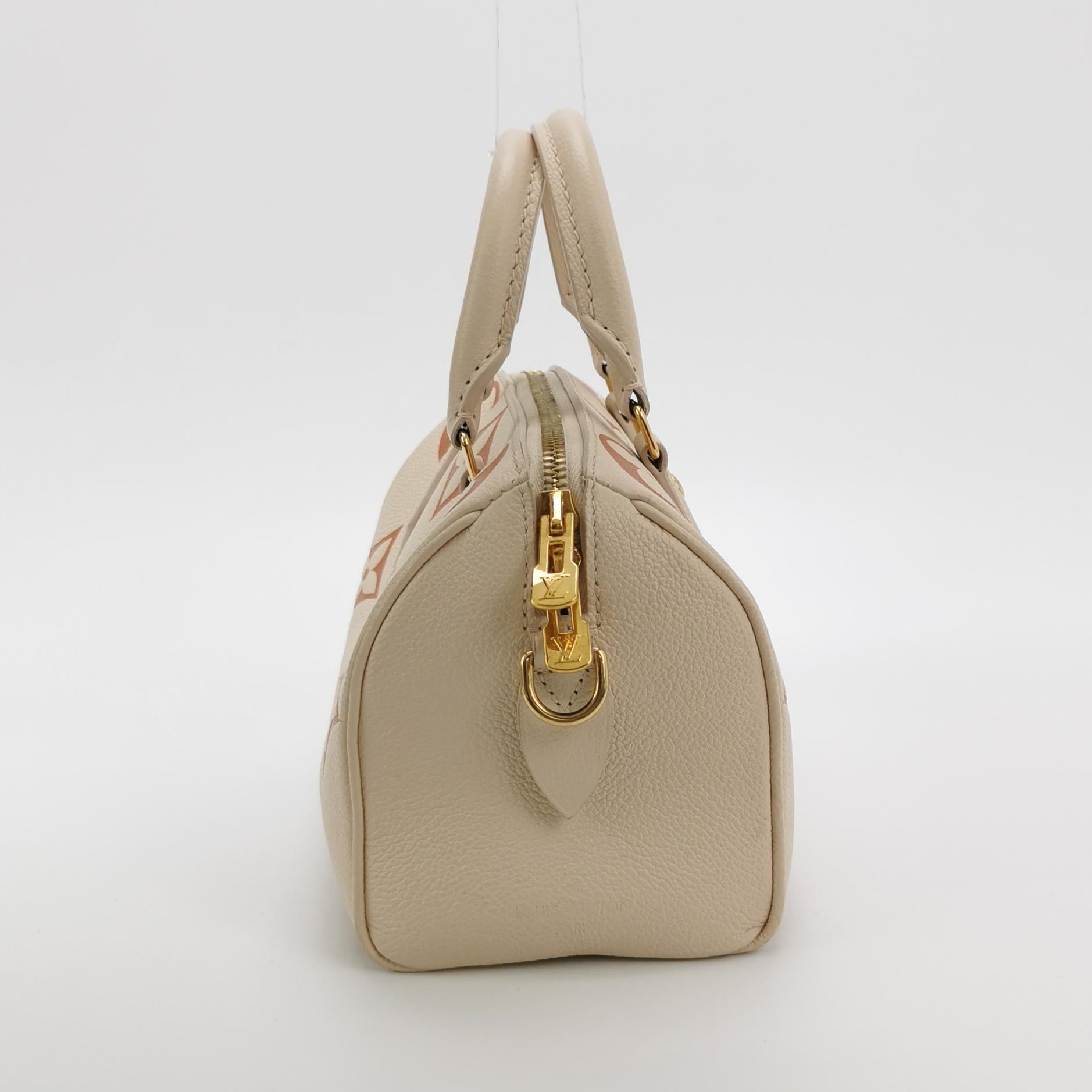 Speedy20 Gaint Monogram