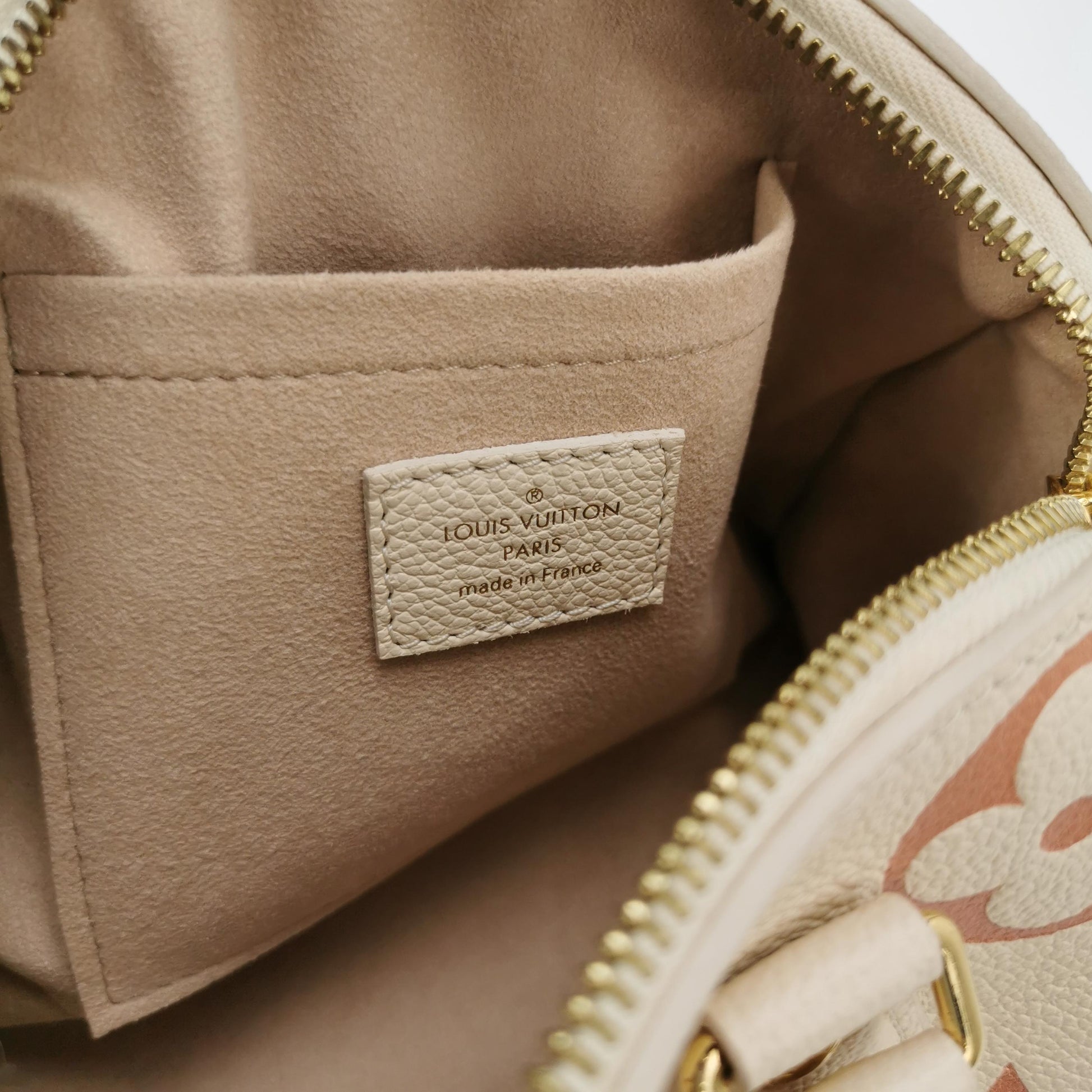 Speedy20 Gaint Monogram