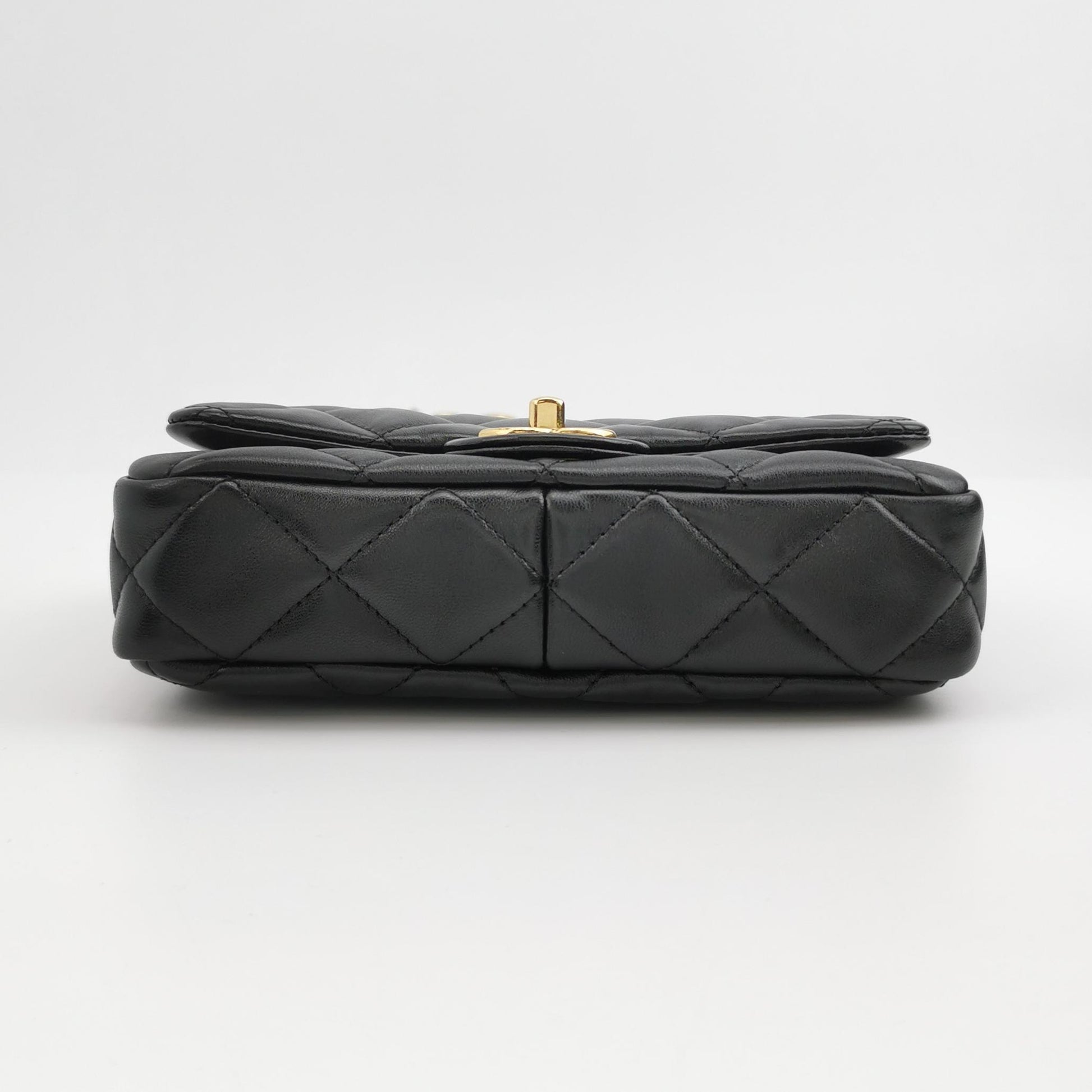 Flap Bag Lambskin quilted CC turn-lock
