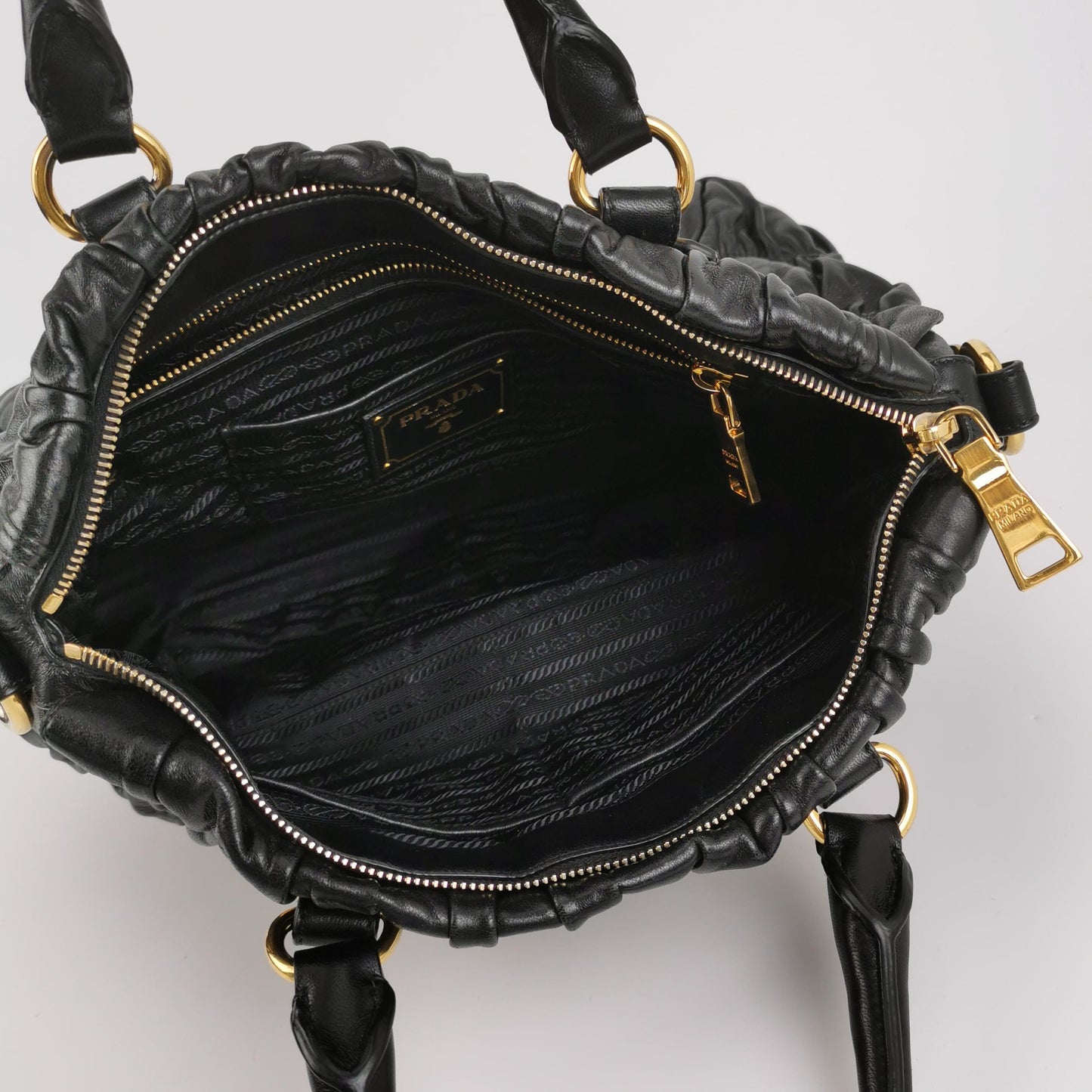 Gaufre Lambskin Logo