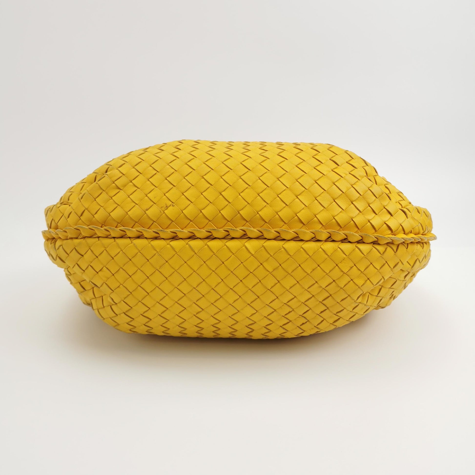 Veneta Lambskin Intrecciato