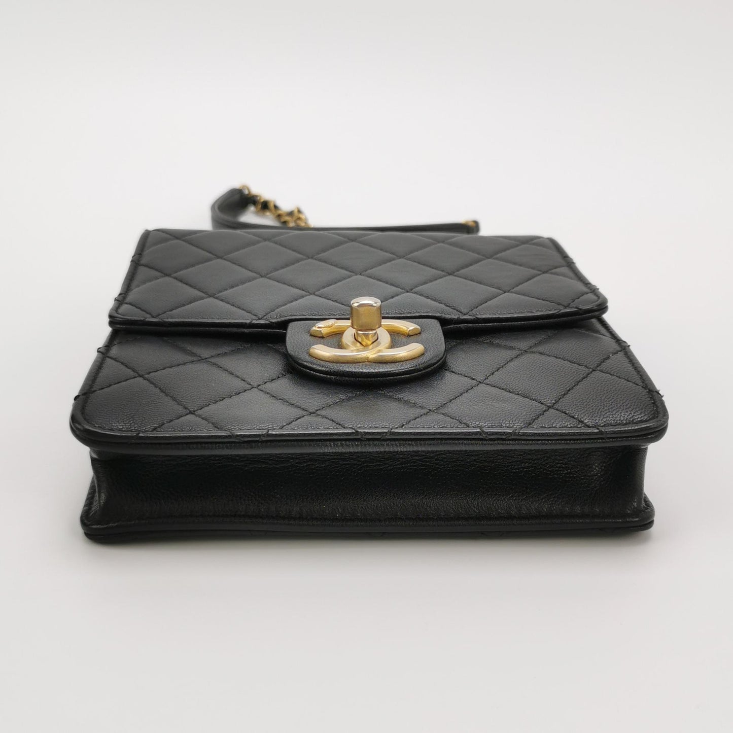 Flap Bag Lambskin quilted CC turn-lock