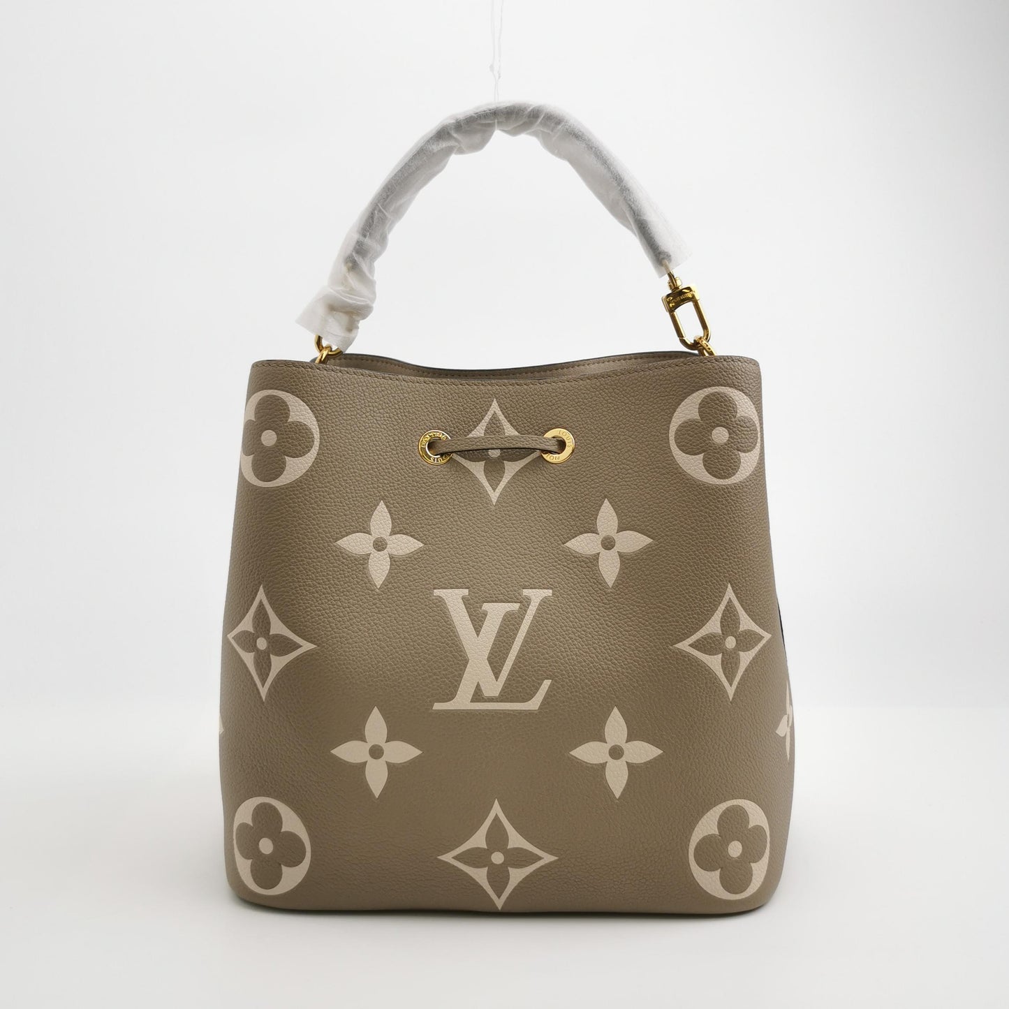 NE ONOE Medium Gaint Monogram