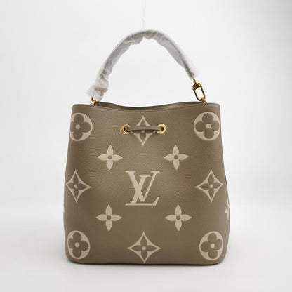 NE ONOE Medium Gaint Monogram