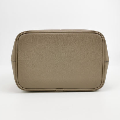 NE ONOE Medium Gaint Monogram