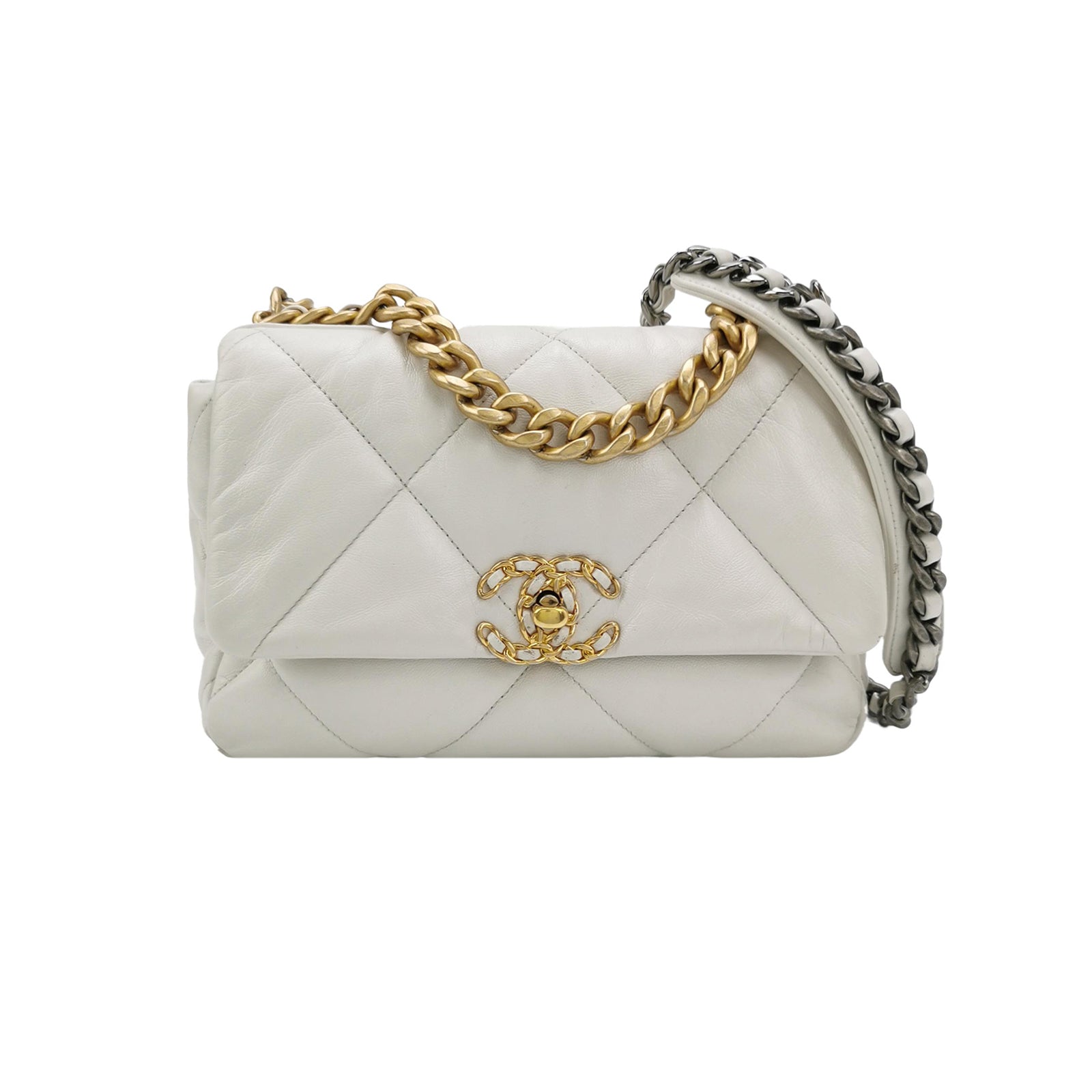 19Bag Small Lambskin quilted CC turn-lock