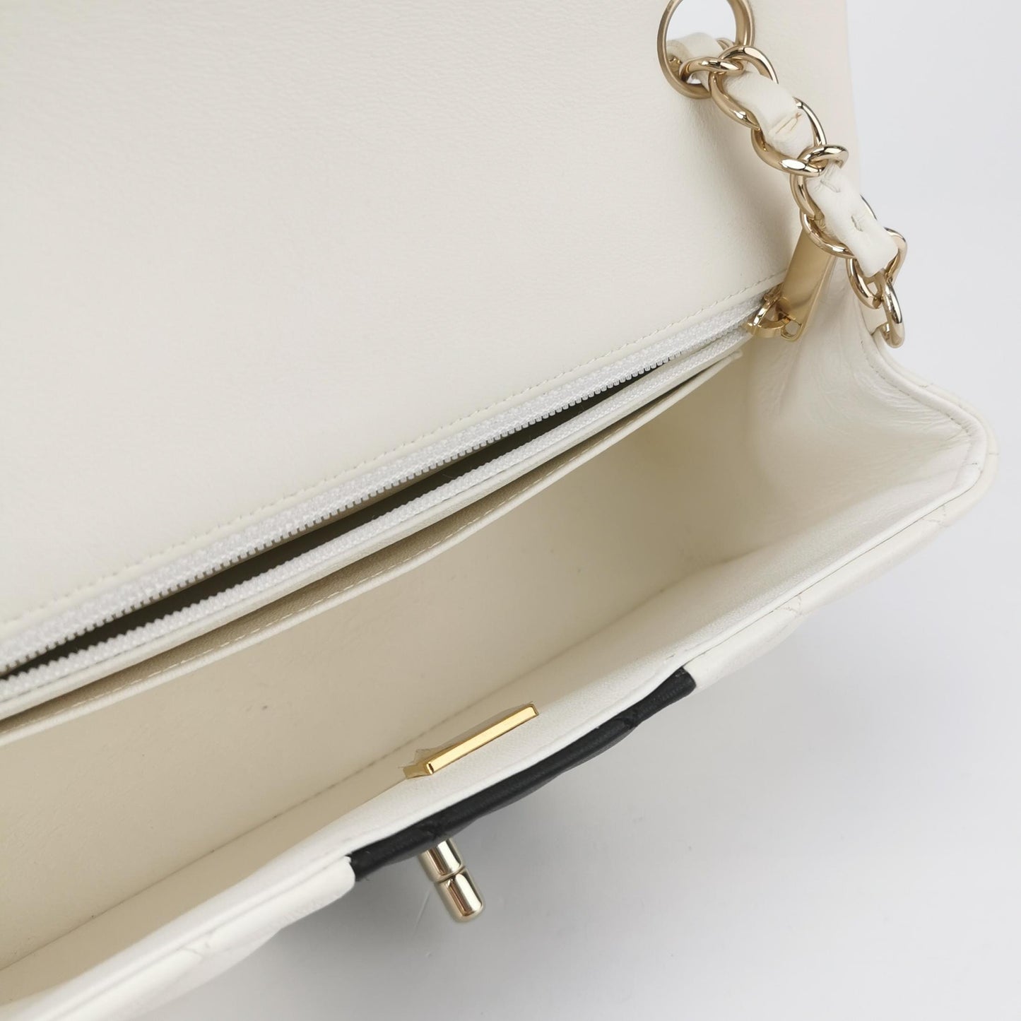 Classic Flap Seasonal limited Edition Mini Lambskin quilted CC turn-lock