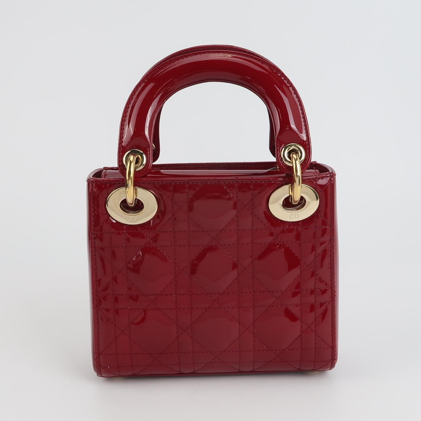 Lady Dior Patent leather Logo