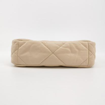 19Bag Small Lambskin quilted CC turn-lock