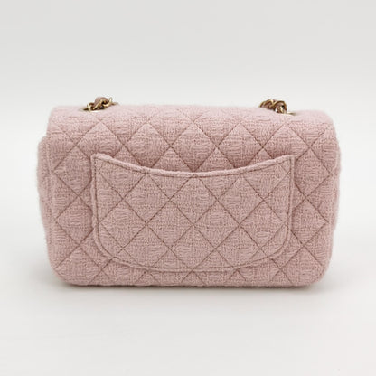 Classic Flap Seasonal limited Edition Mini CC turn-lock