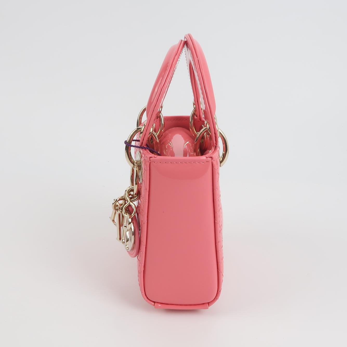 Lady Dior Patent leather Logo