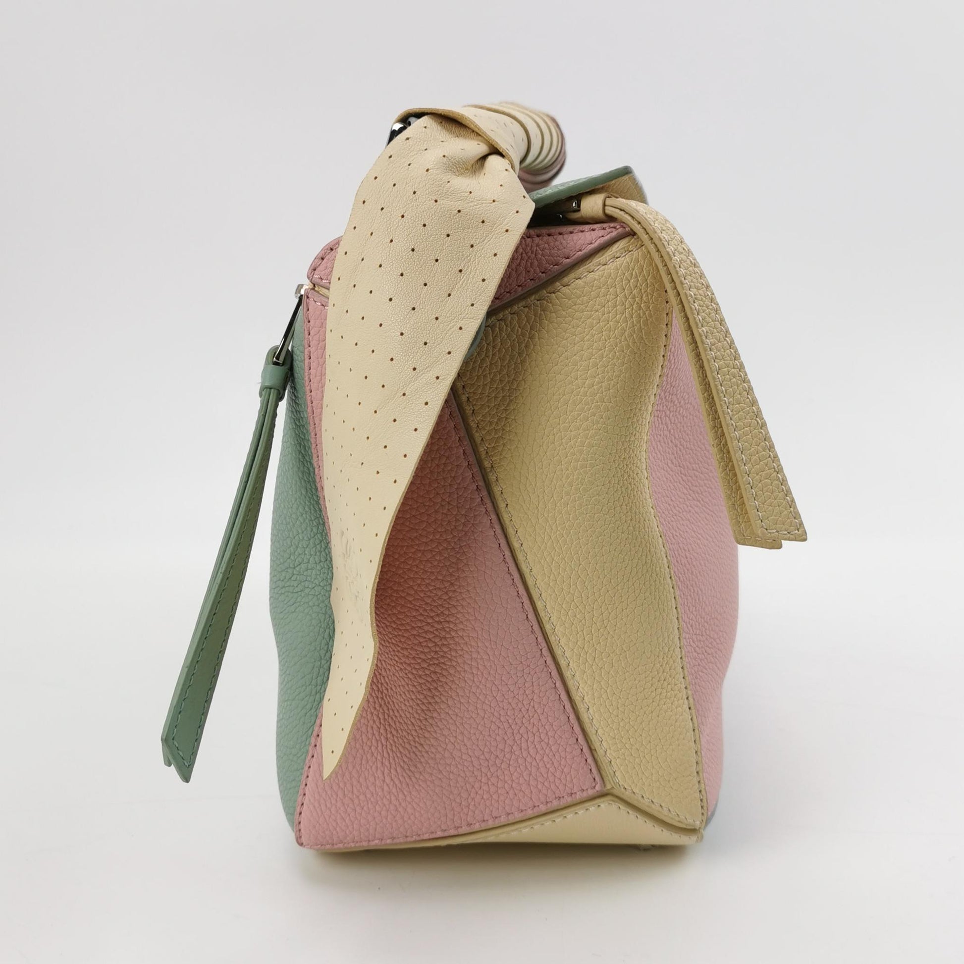 Puzzle Medium Lambskin