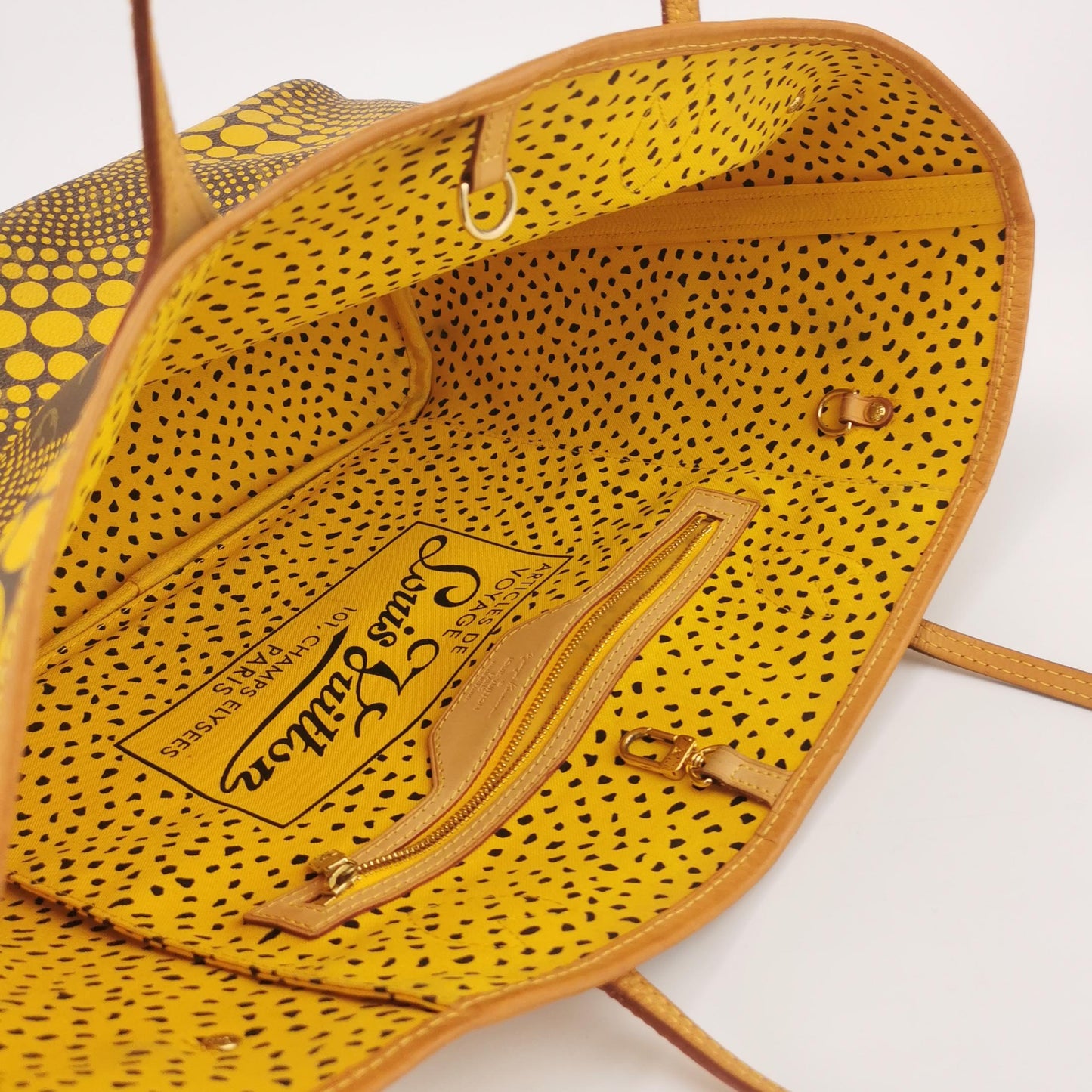 LV x Yayoi Kusama Medium