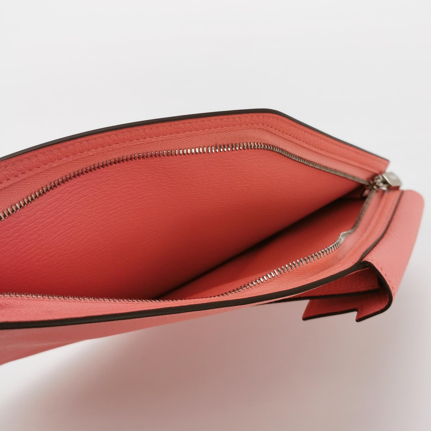 Kelly Pocket to go Chevre Mysore Lambskin Silver Pink D